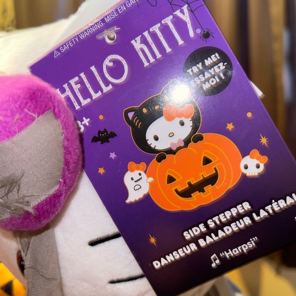 Hello Kitty Stepper (Halloween) - Picture 4 of 4